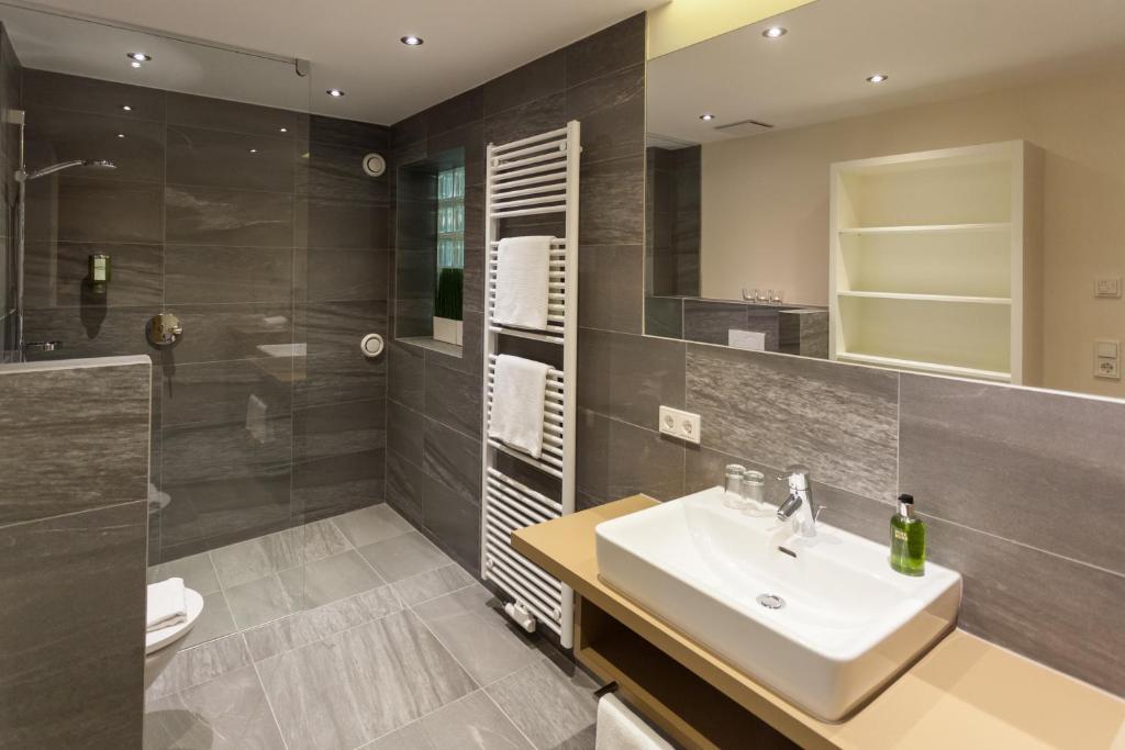 Two-Bedroom Apartment with Terrace