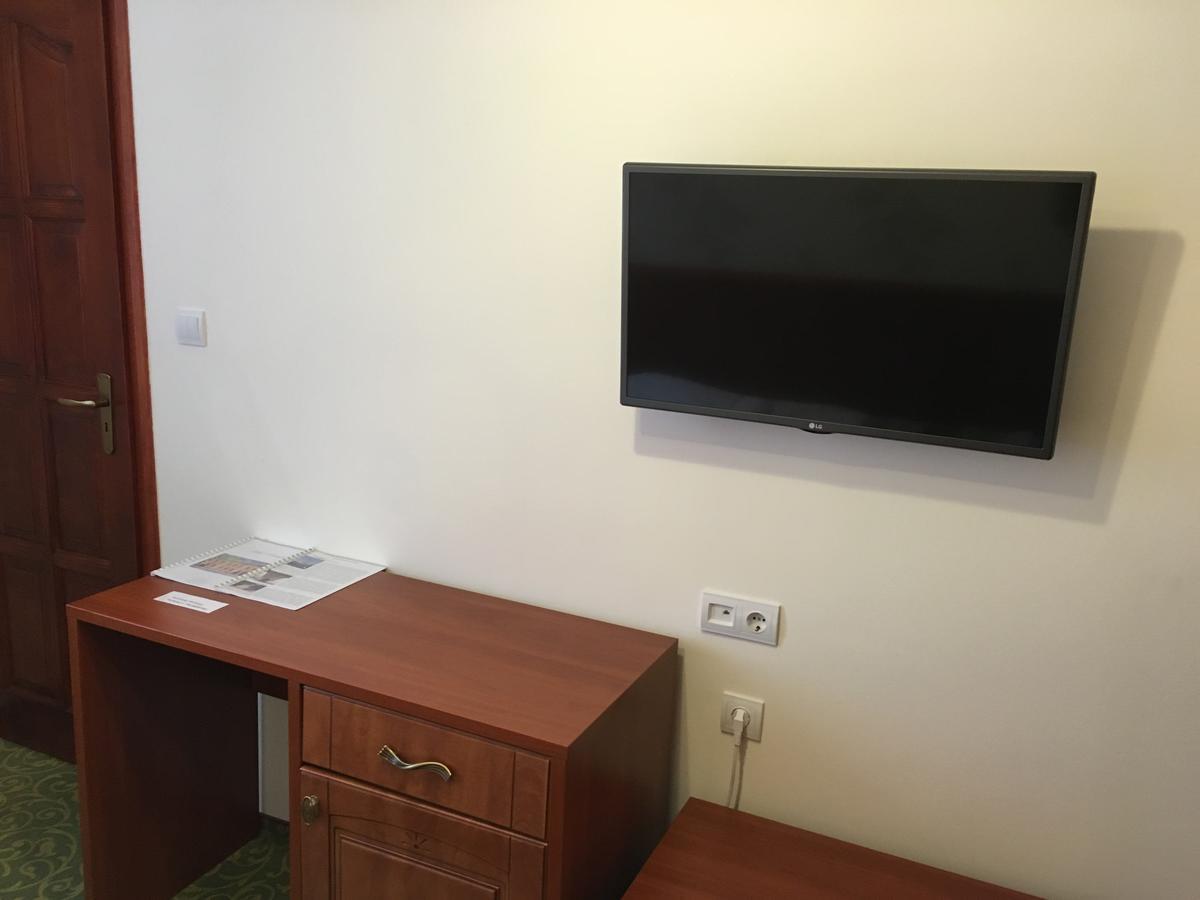 Single Room,639461904:JPEG