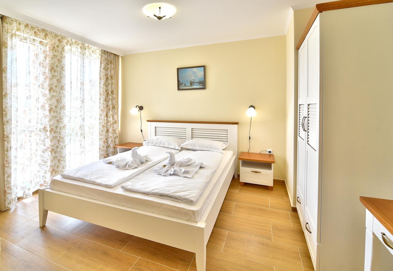 Standard Double Room,1077801943:JPEG