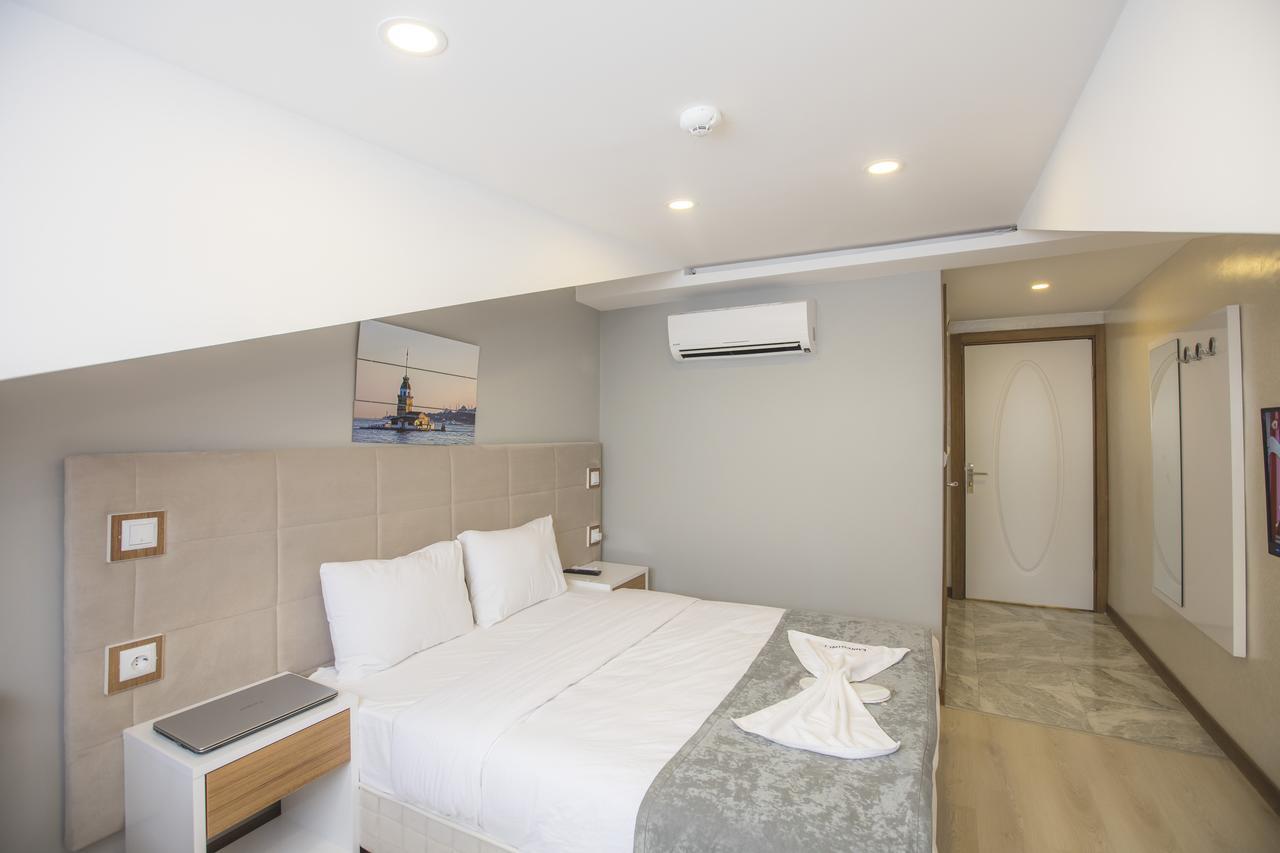 Deluxe Çift Kişilik veya İki Yataklı Oda