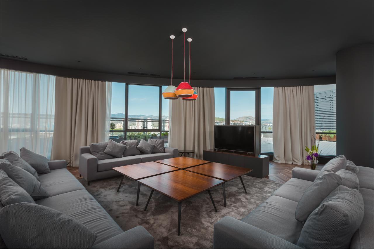 Penthouse Suite