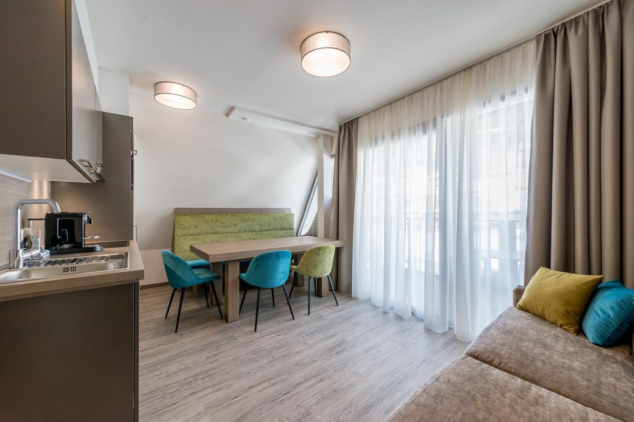 Luxury Penthouse Apart,639888105:JPEG