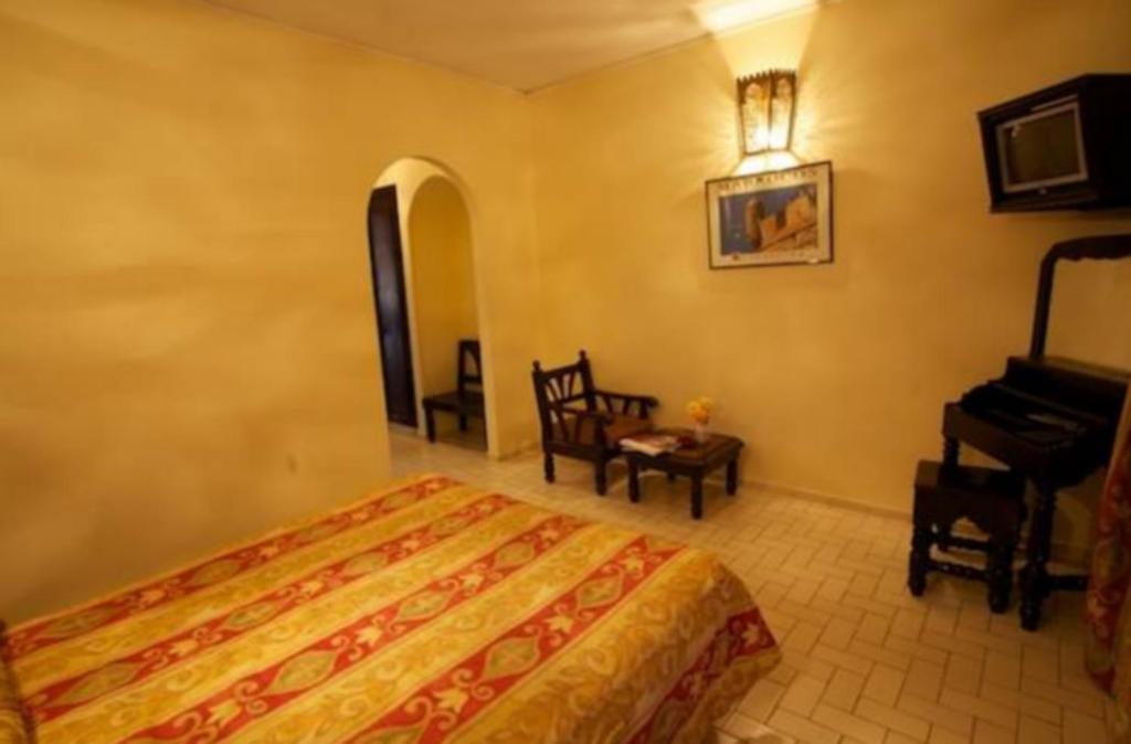 Standard Single Room,64075612:JPEG