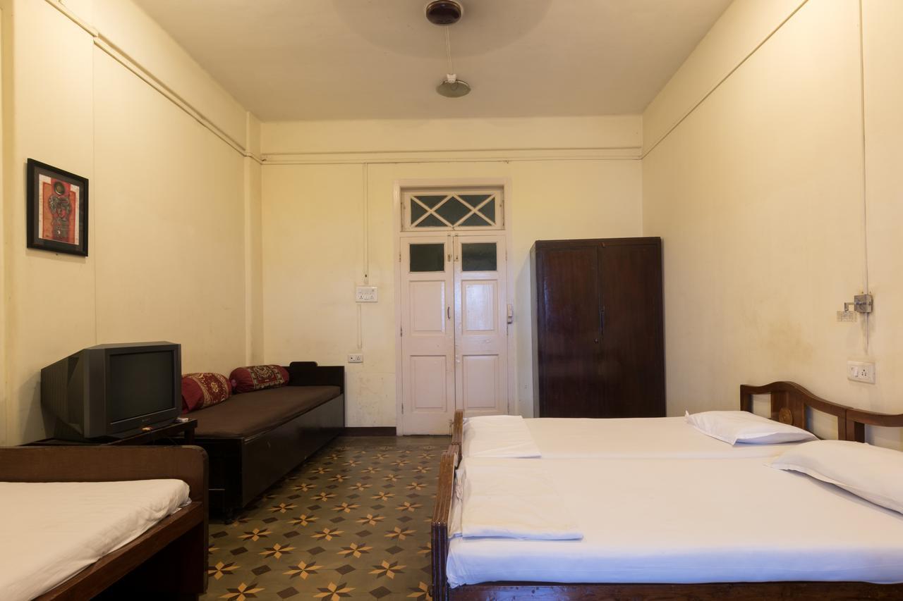Double or Twin Room with Private External Bathroom