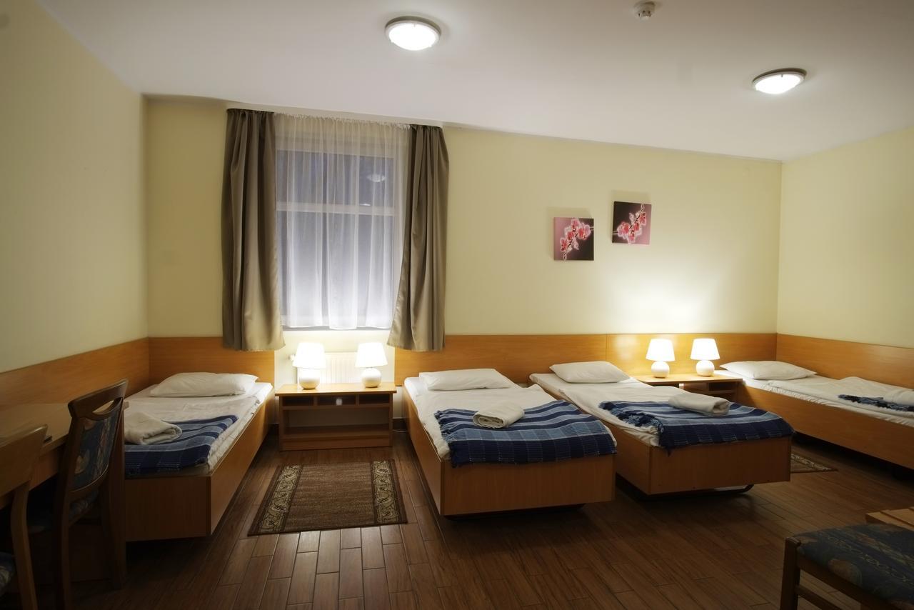 Triple Room (3 Adults)