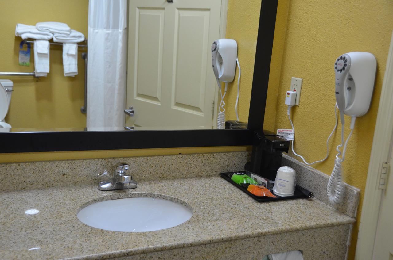 Quarto Queen com 2 Camas Queen-Size - Não Fumantes