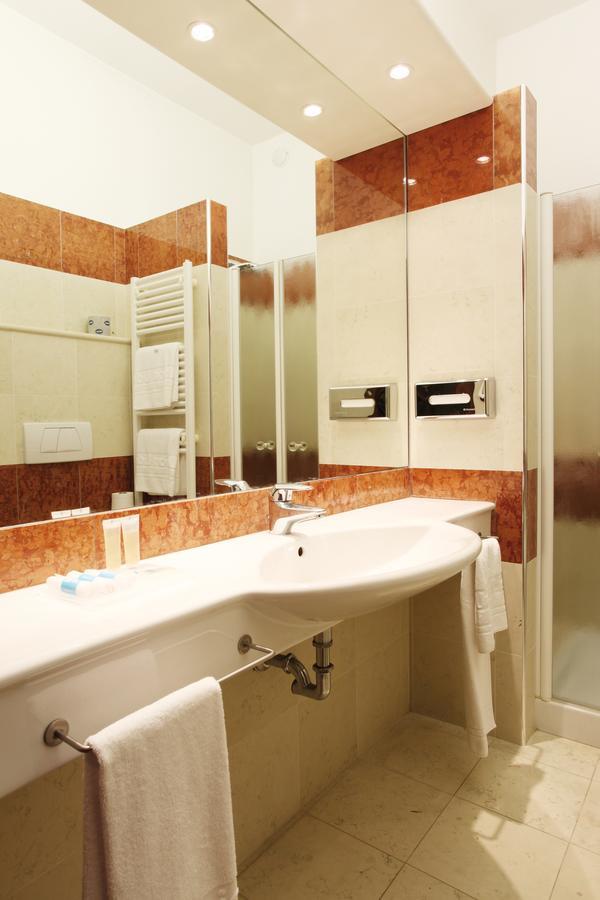 Budget Twin Room