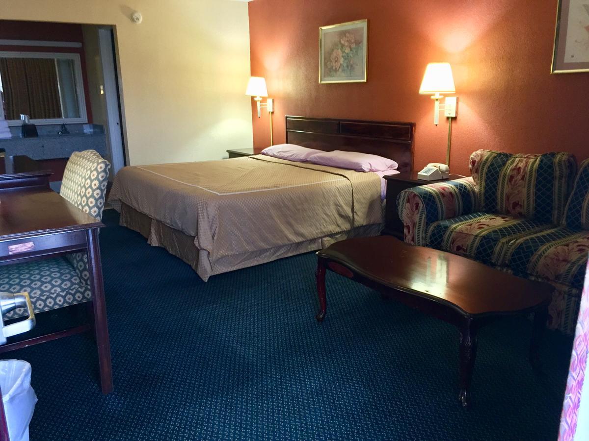 Queen Room