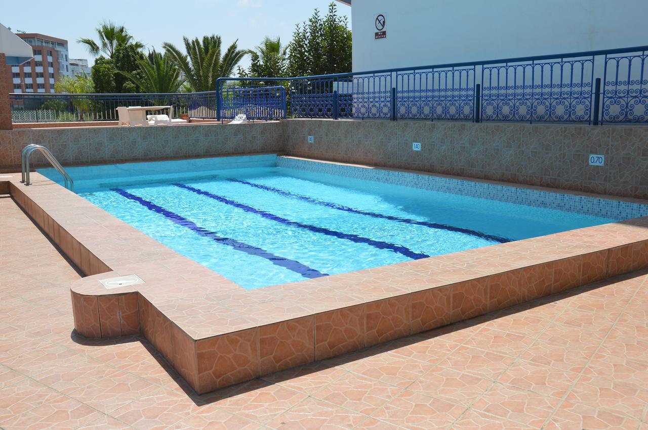 Apartment Pool View