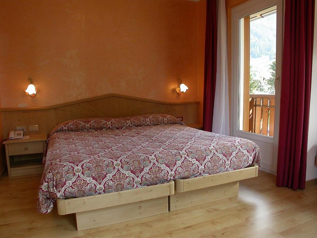 Standard Double or Twin Room with Balcony