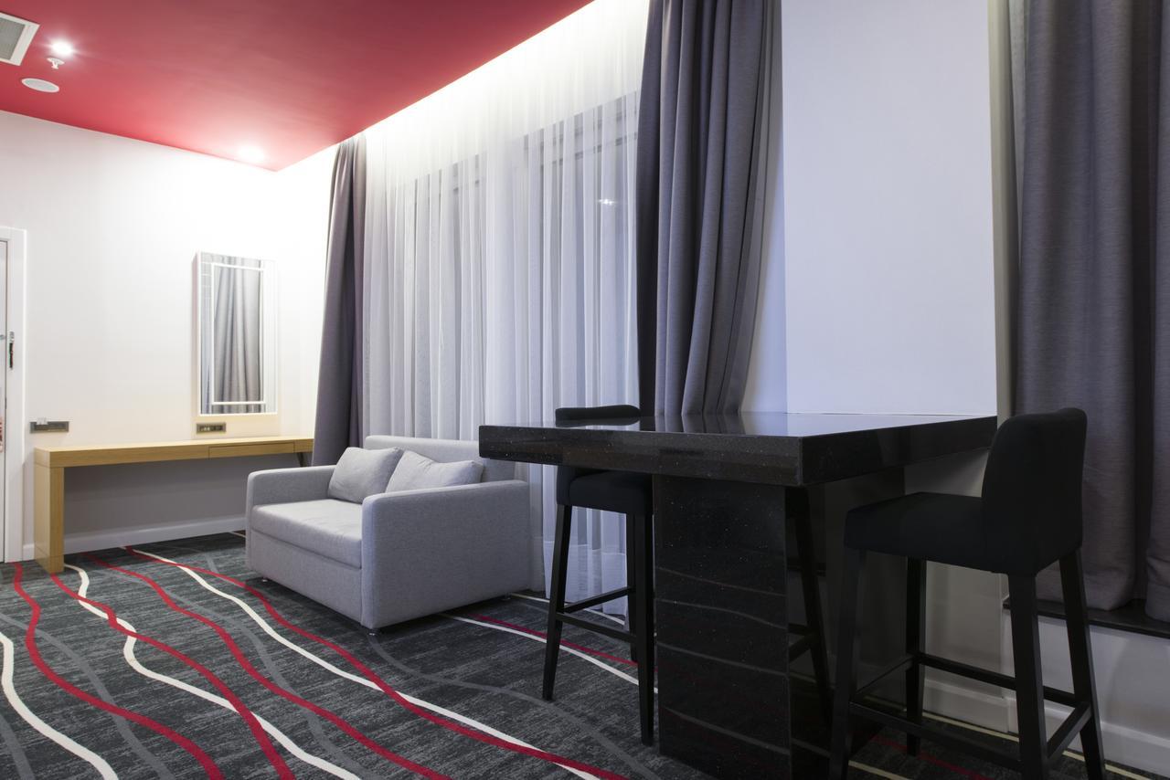 Junior Suite,642011364:JPEG