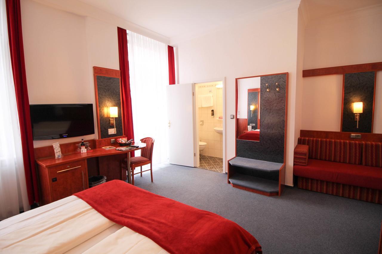 Quarto Duplo Standard