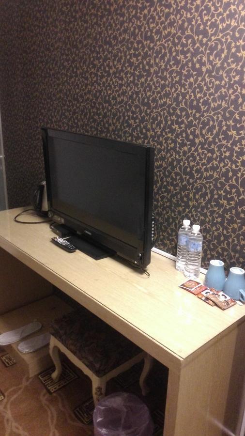 Budget Twin Room without Window