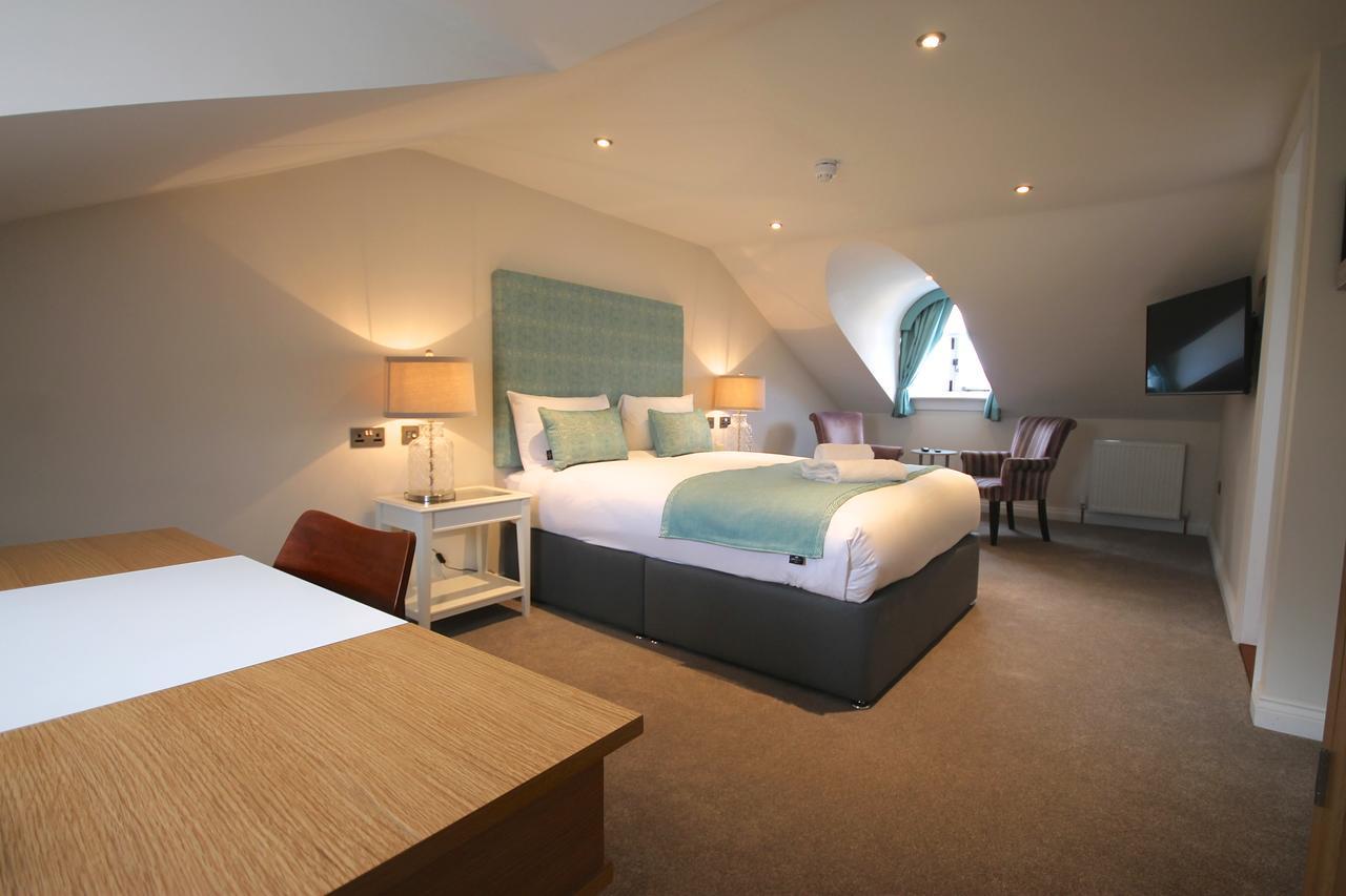 Superior Attic Room