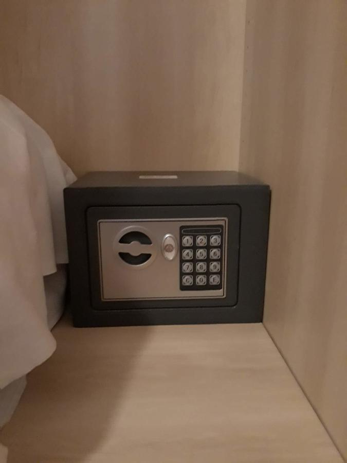 Economy Triple Room
