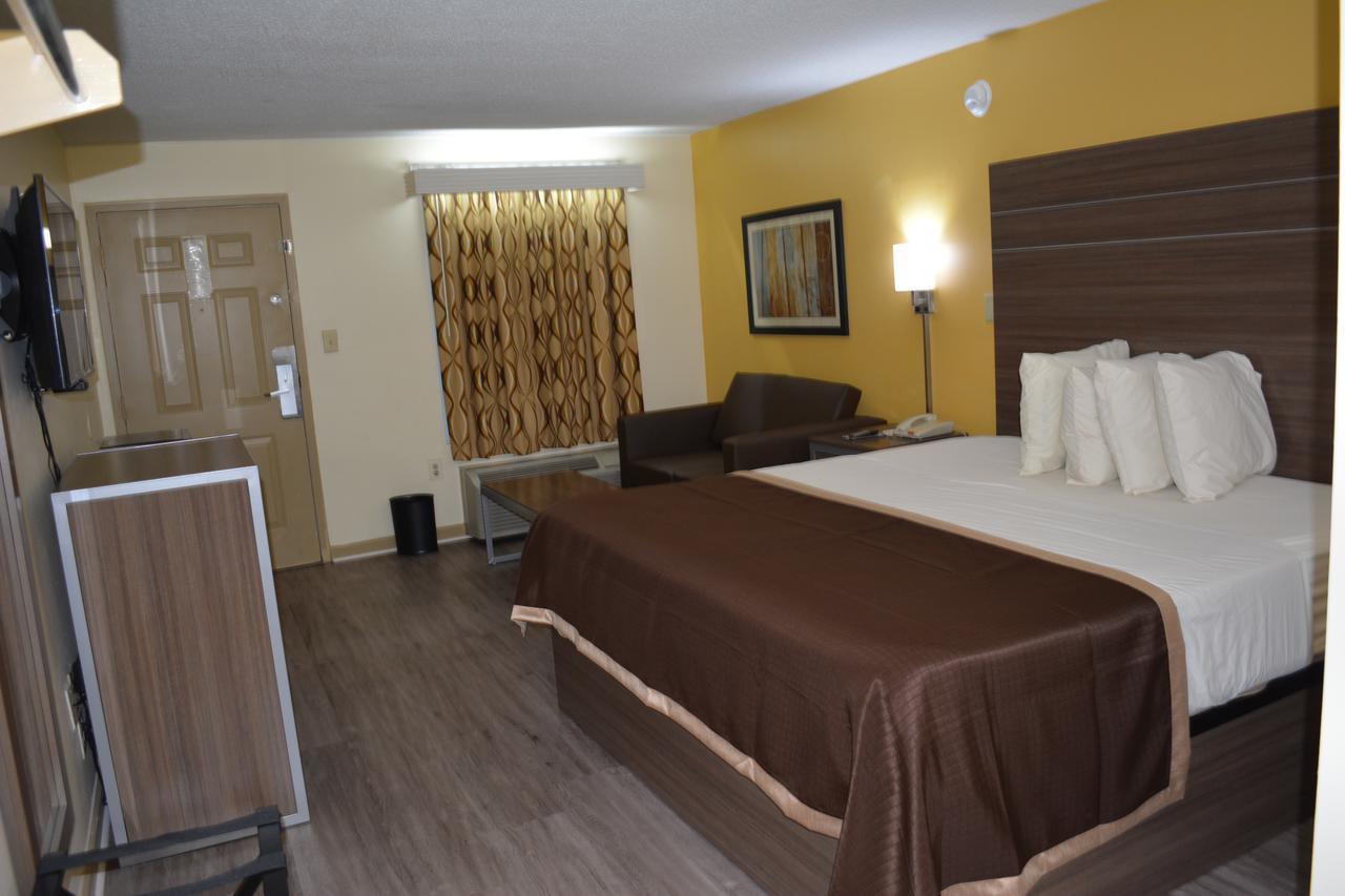 King Room - Non-Smoking