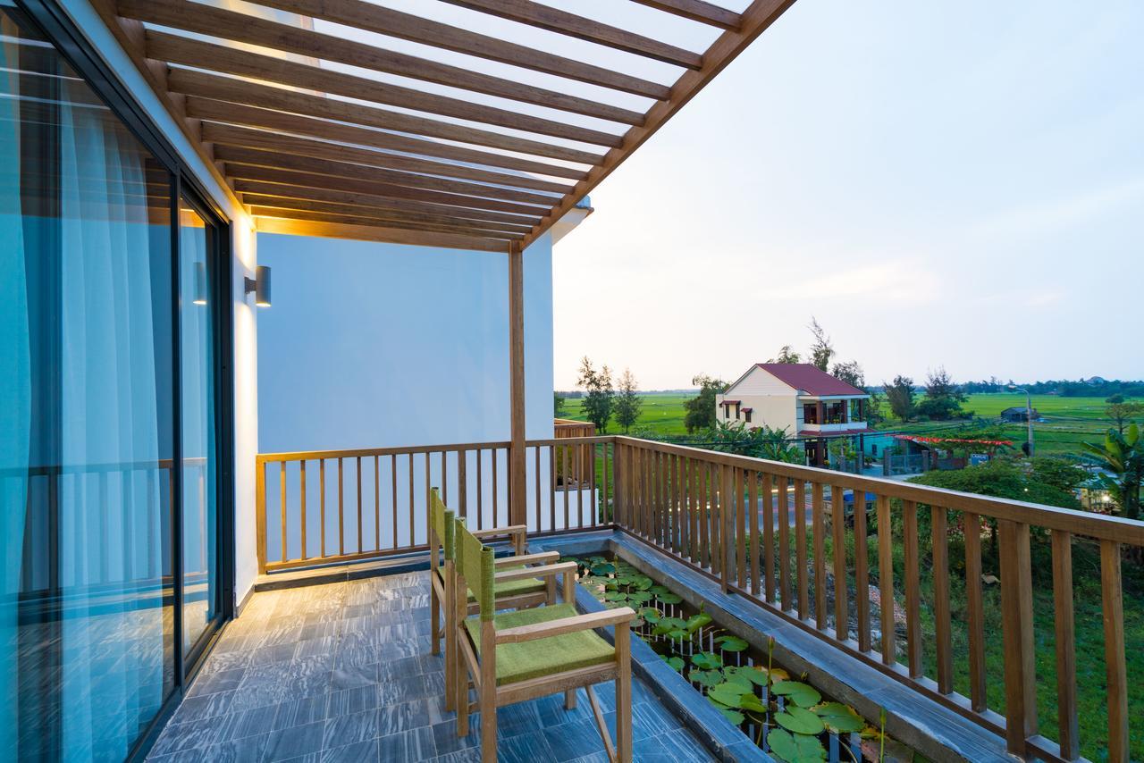 Deluxe Double or Twin Room with Balcony