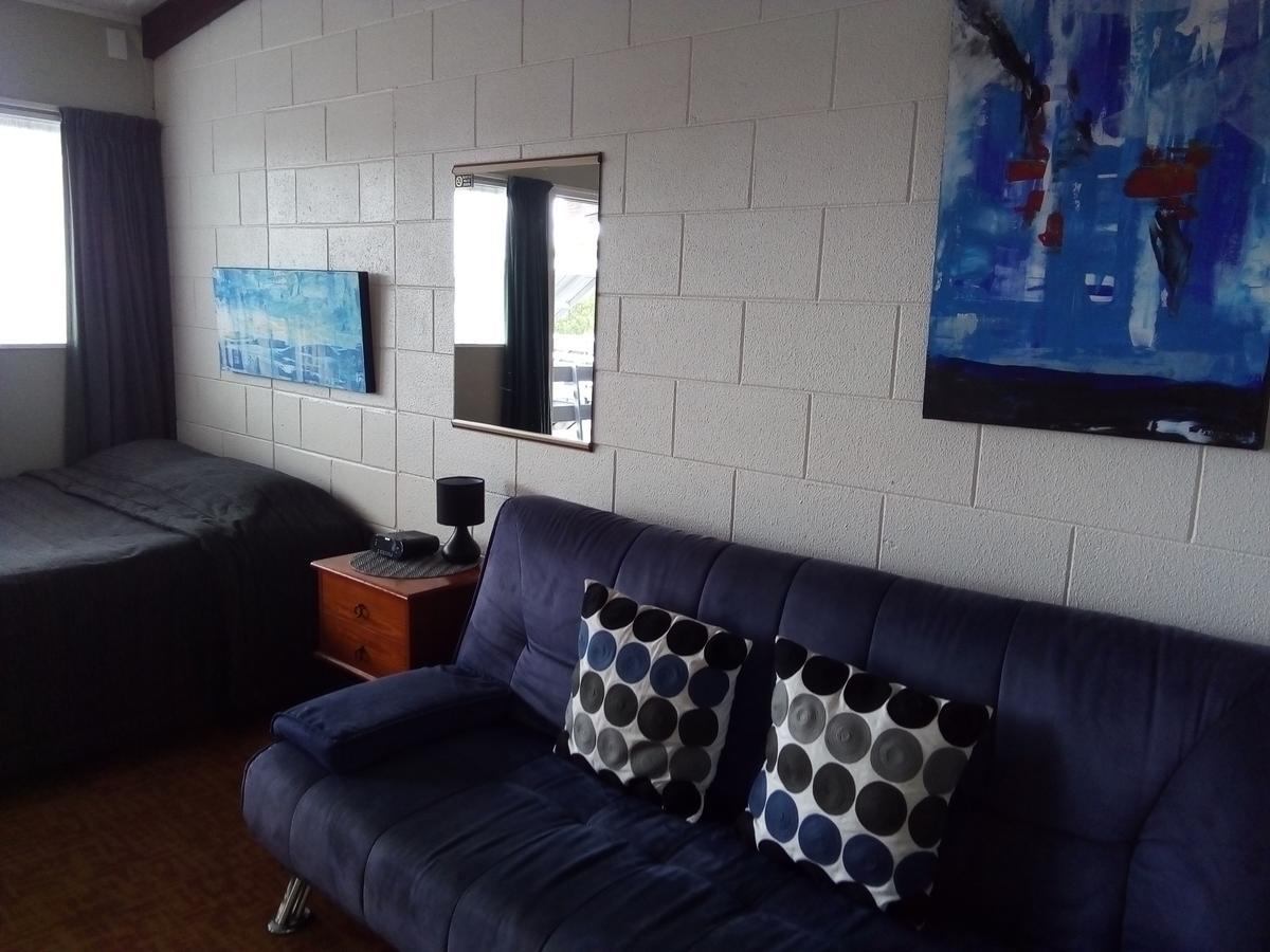 Family Studio