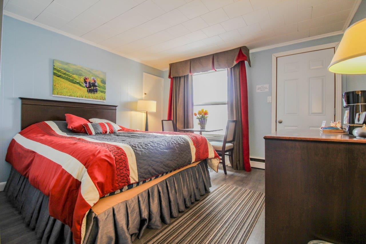 Queen Room