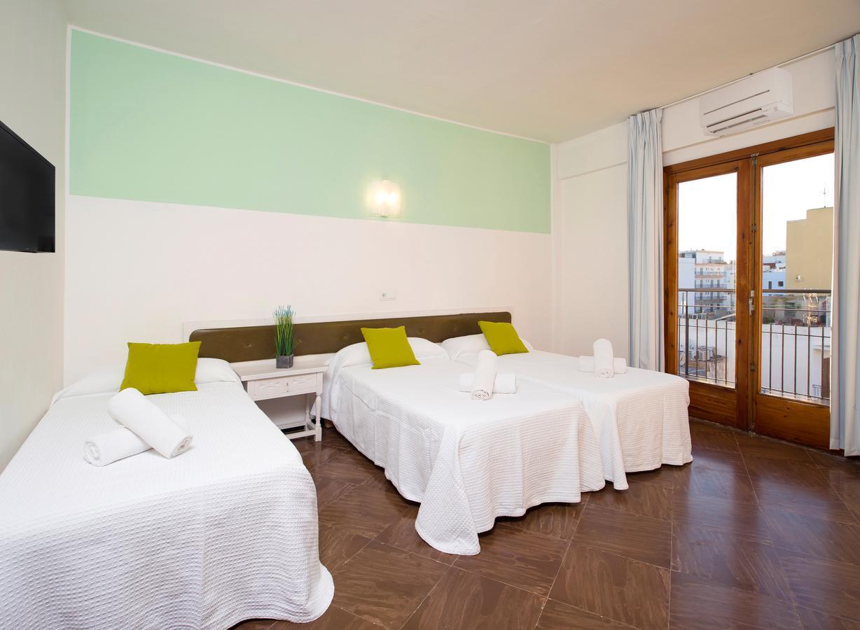 Driepersoonskamer met Airconditioning en Balkon