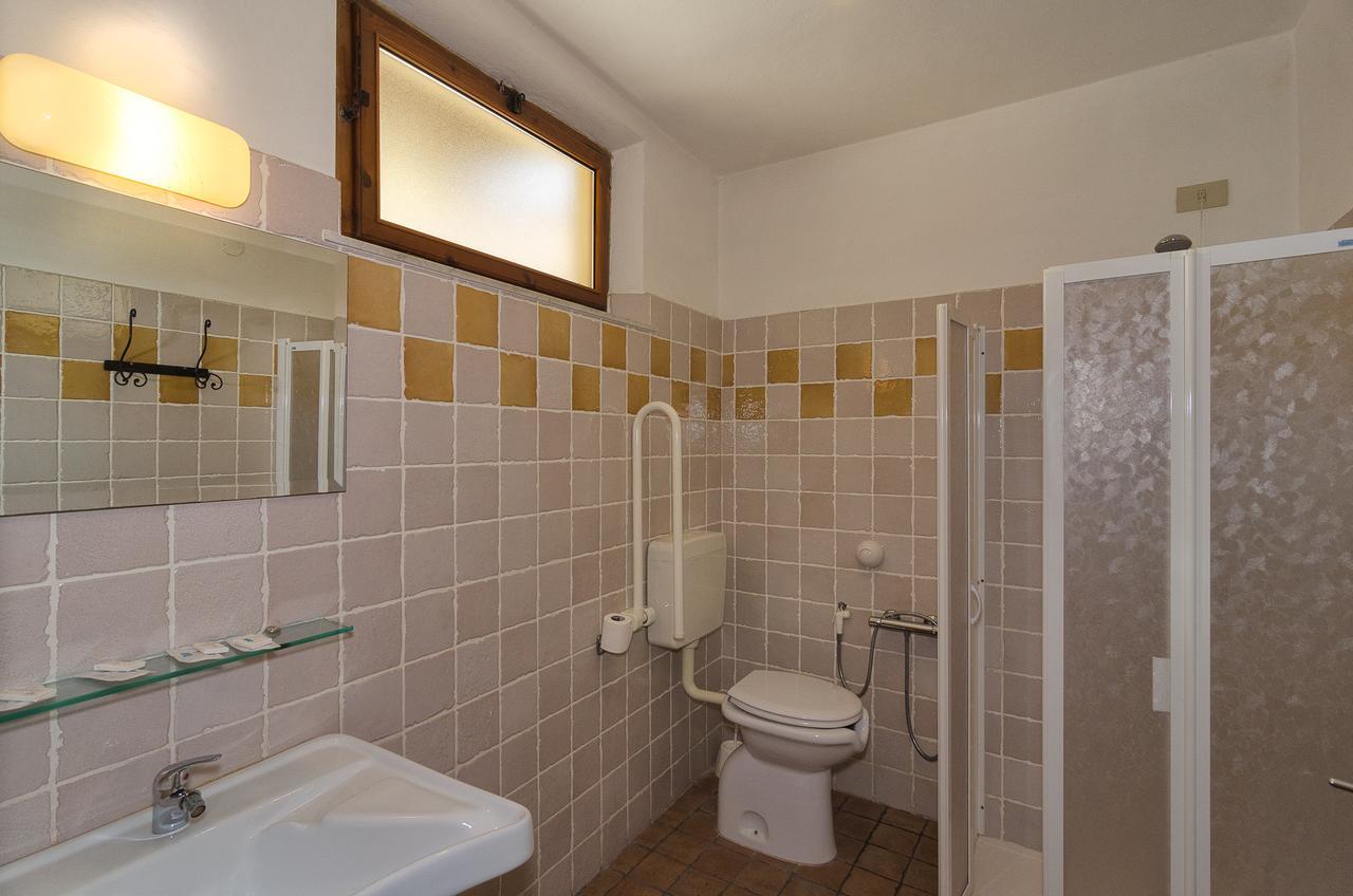 Double or Twin Room with Shared Bathroom
