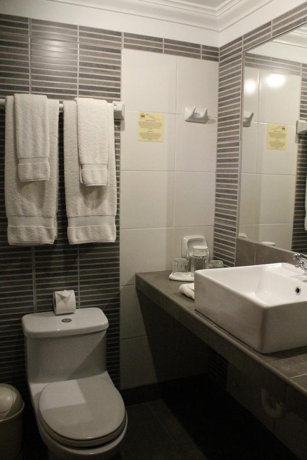 Traditional Single Room,664063299:JPEG