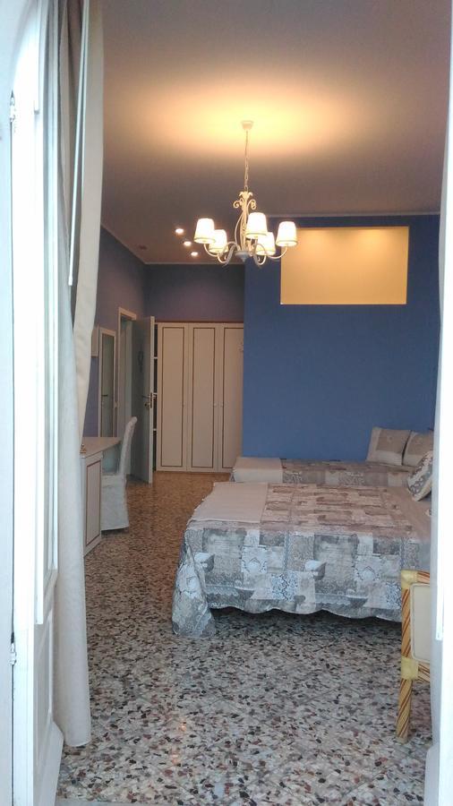 Triple Room with Sea View
