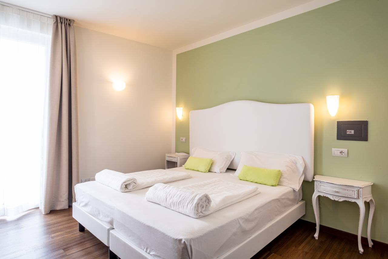 Chambre Double ou Lits Jumeaux avec Balcon - Vue sur Jardin