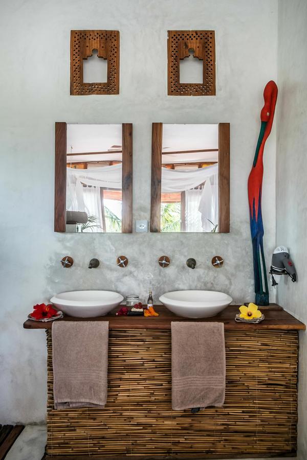 Double or Twin Room with Sea View