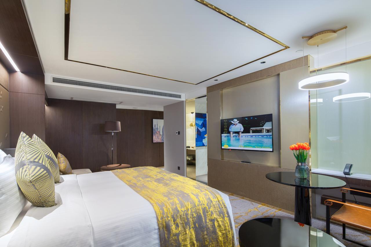 Executive King Room