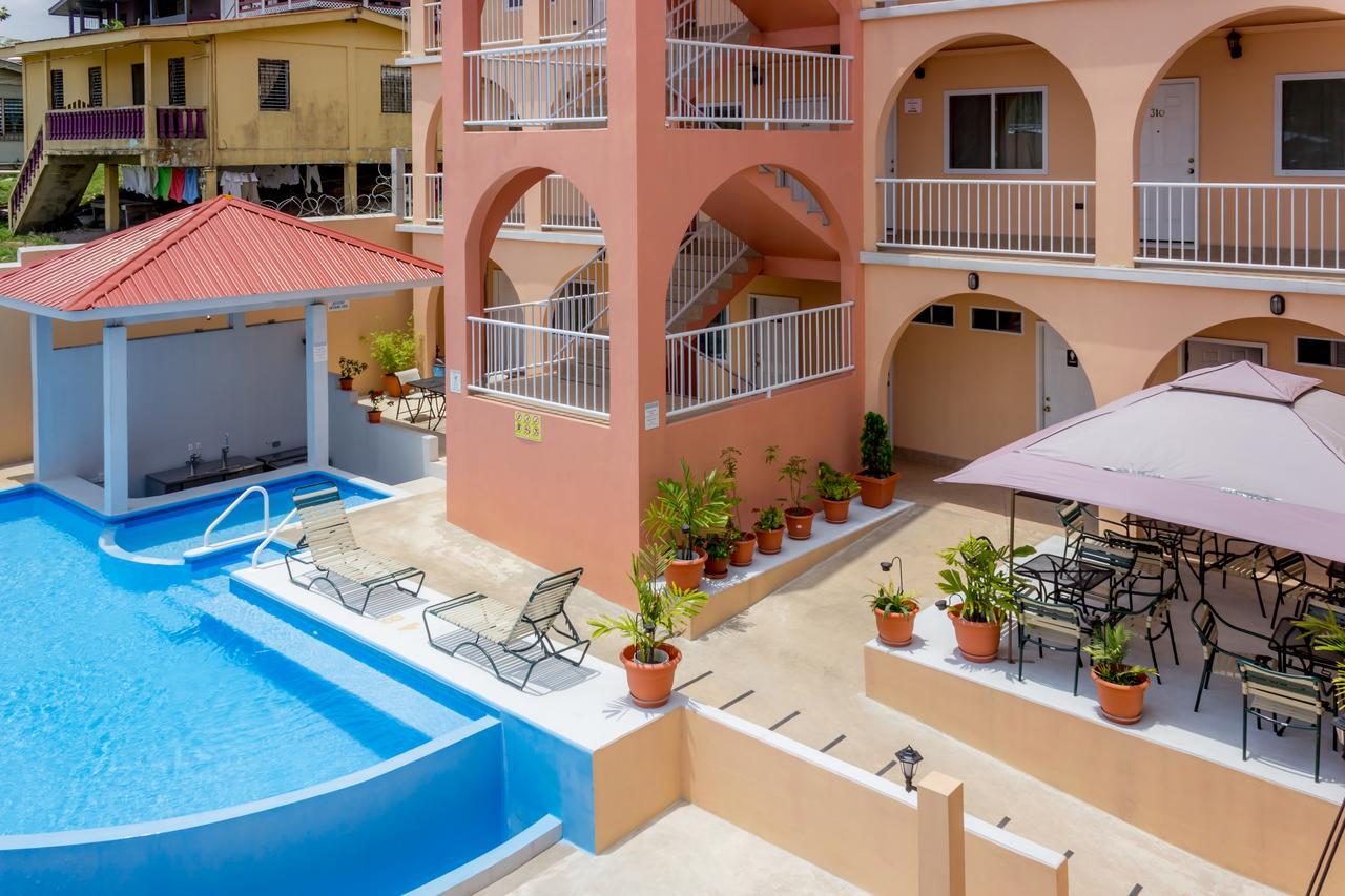 Double Room with Pool View