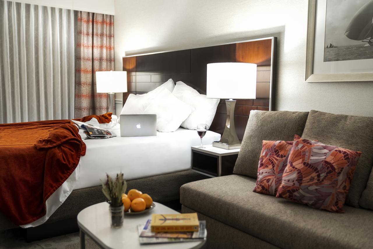 Deluxe King with Sofa Bed