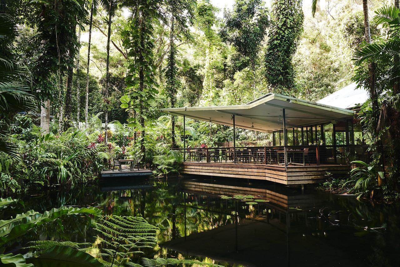 Lagoon Villa