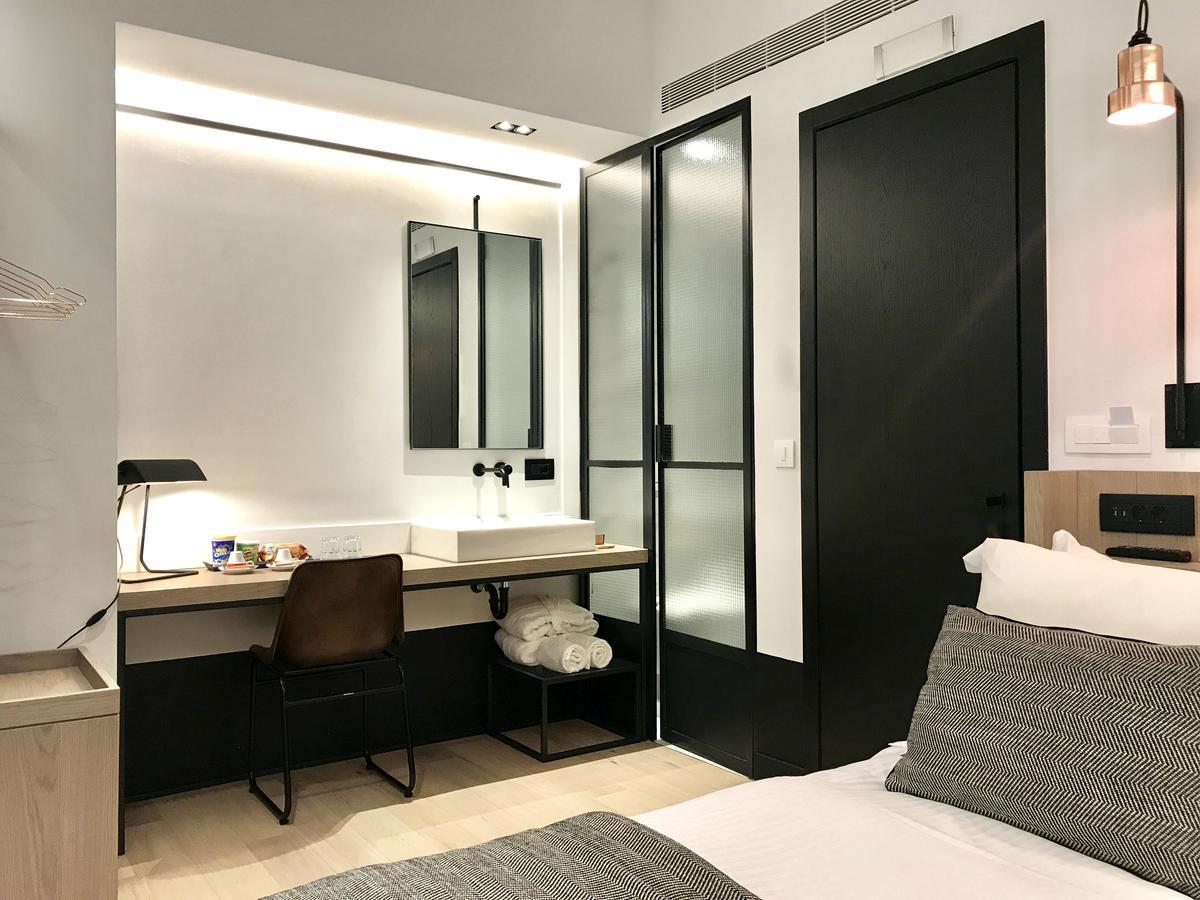 Comfort Single Room with Private Balcony,789792213:JPEG