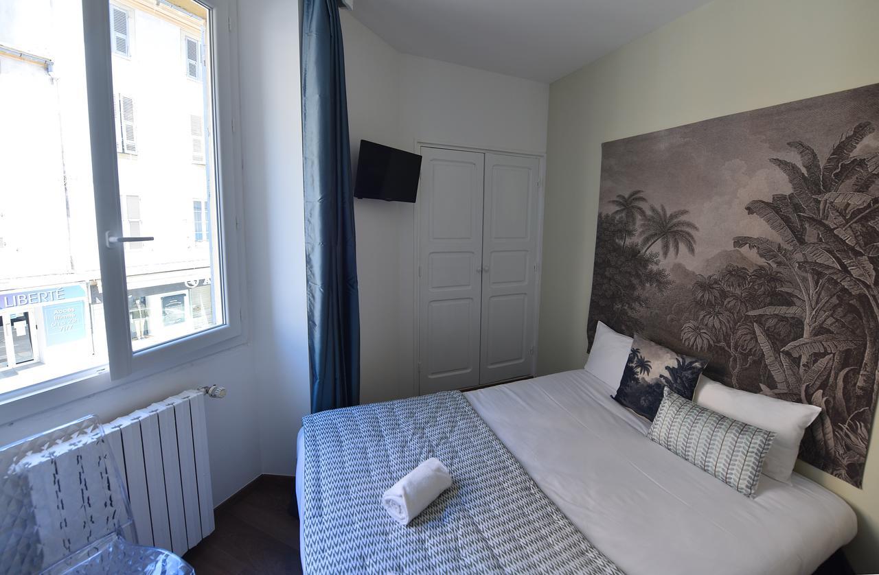 Chambre Économique Standard avec Toilettes Communes Séparées
