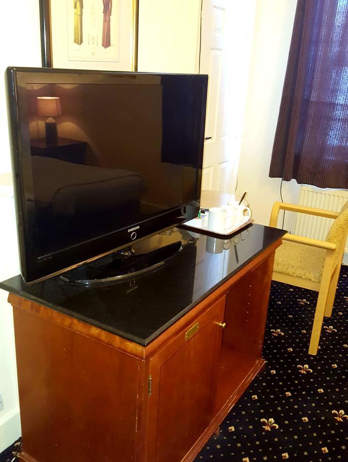 Basic Triple Room
