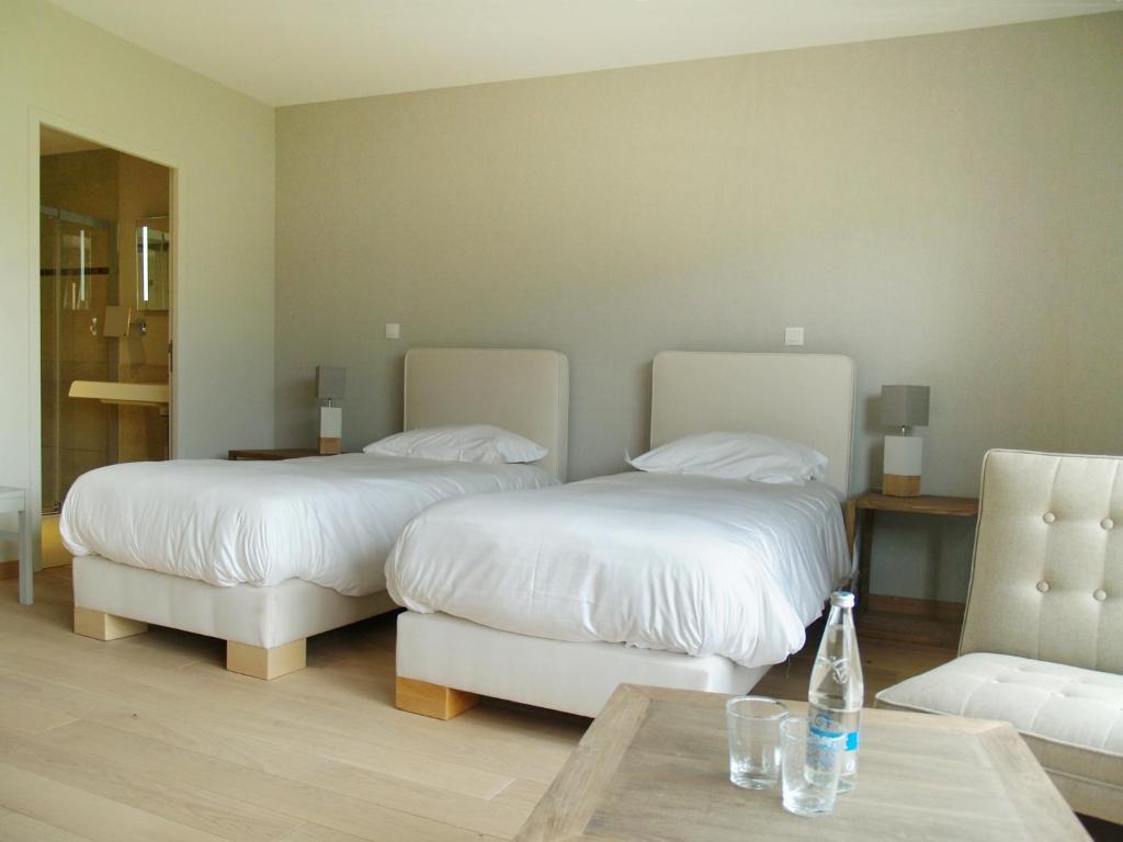 Double Room  sea side  - Ground Floor