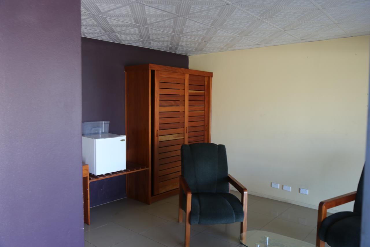 Deluxe Queen Room with Air Conditioning