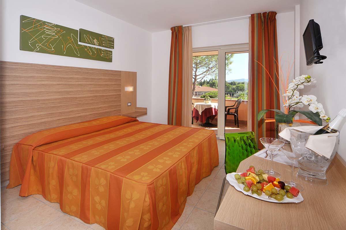 Deluxe Double or Twin Room with Balcony