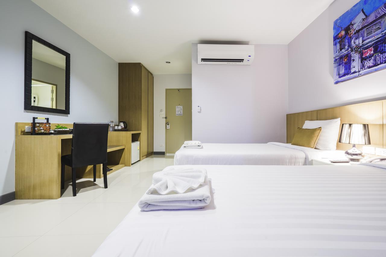 Deluxe Twin Room