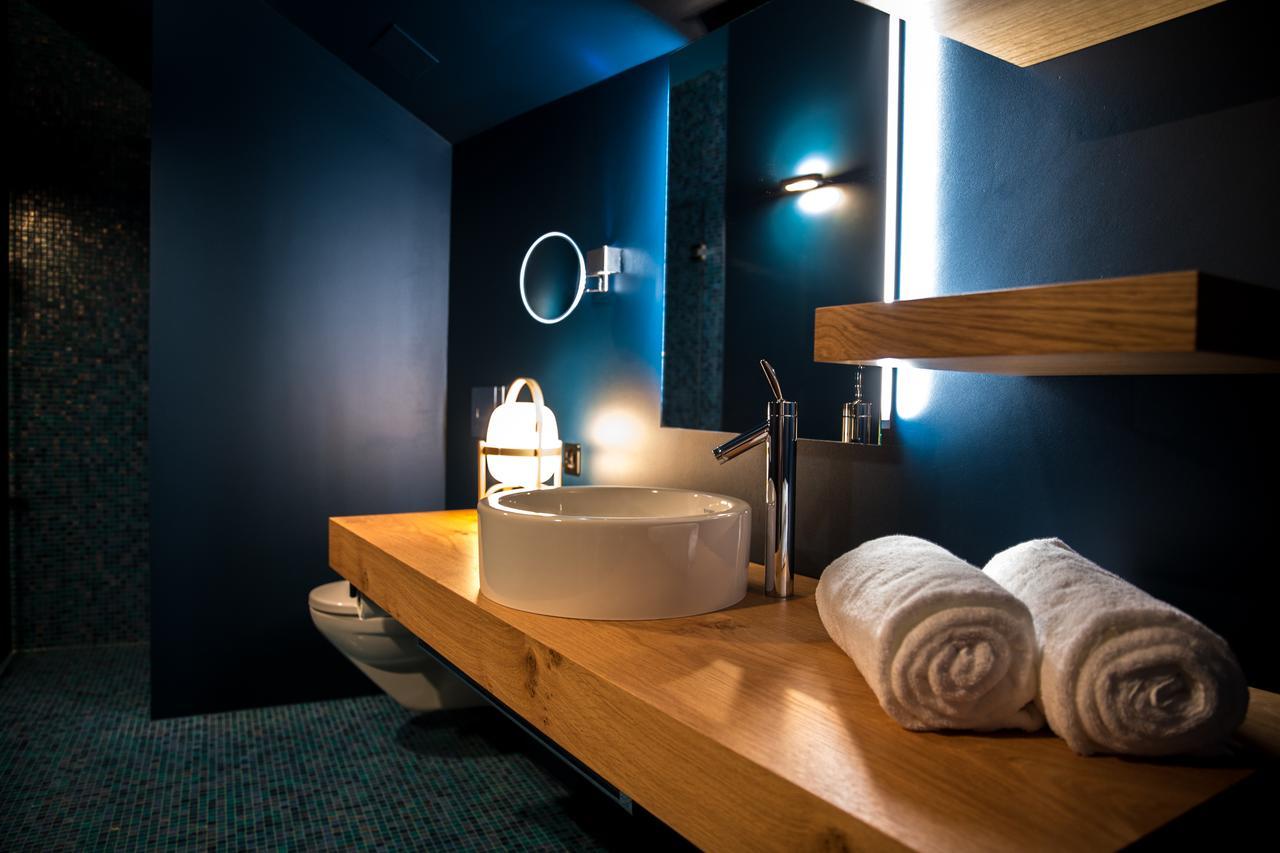 Junior Suite with Mountain View