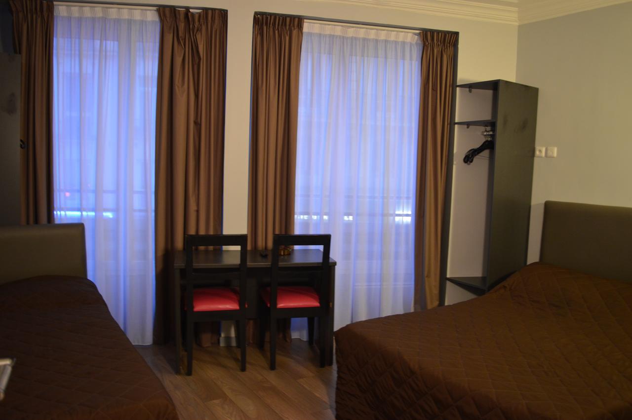 Chambre Quadruple avec Balcon