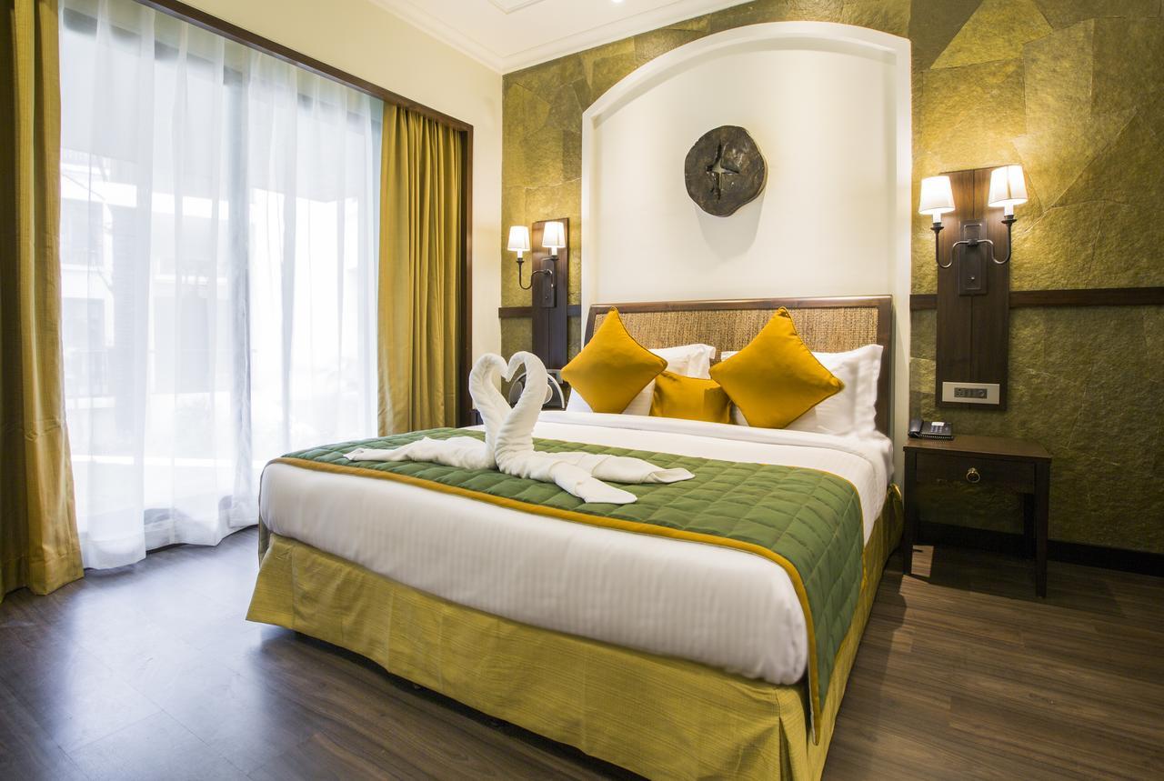 Banyan Suite with Balcony with 10% off on Buffet Meals & Spa