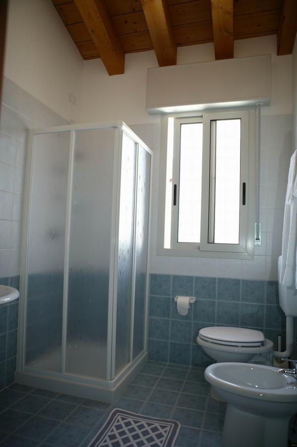Vierbettzimmer mit Balkon
