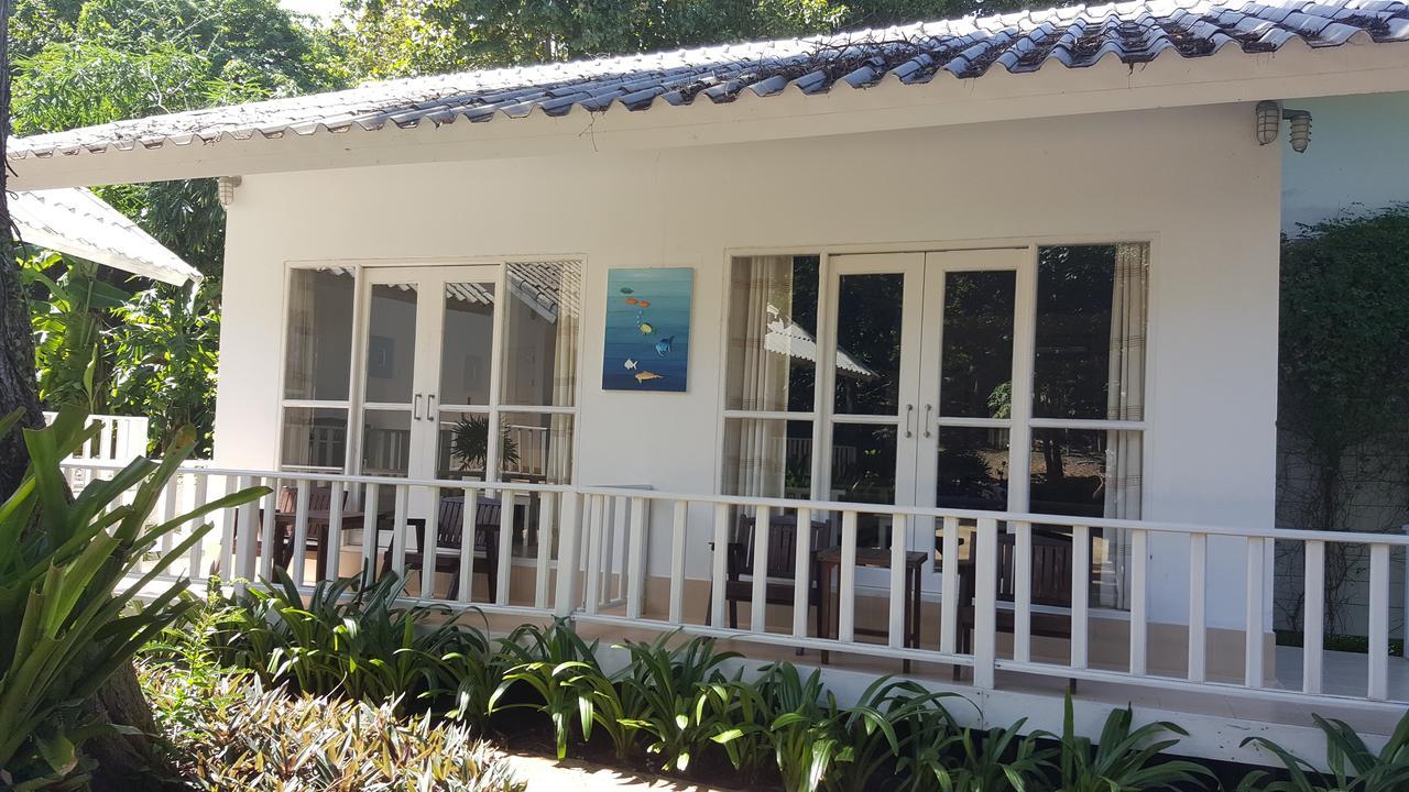 Rendezvous Twin Villas