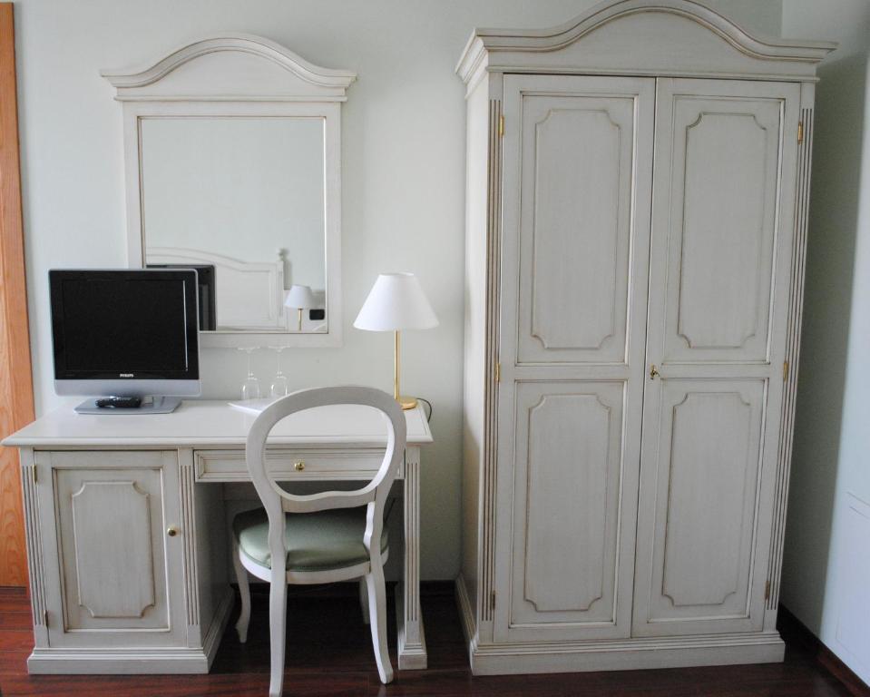 Basic Triple Room