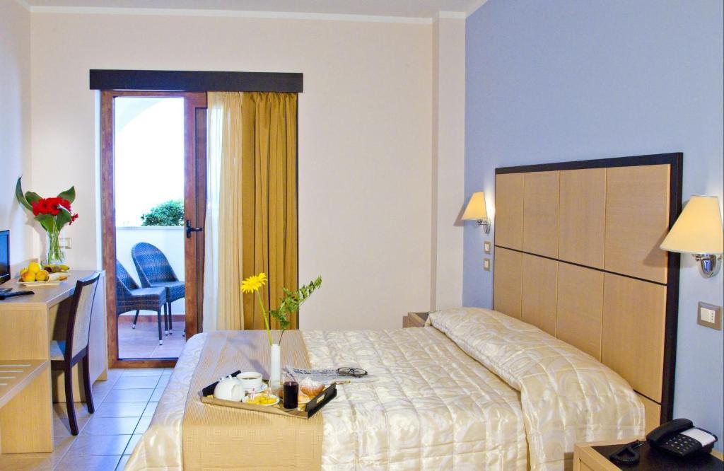 Double Room with Terrace and Sea View