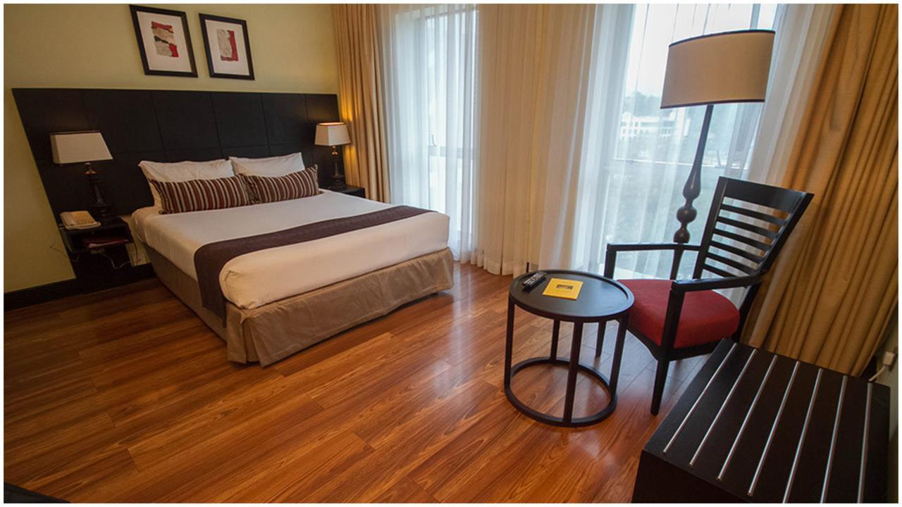 Executive Room
