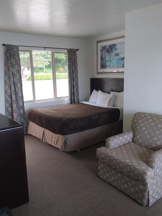 Queen Room with Sea View