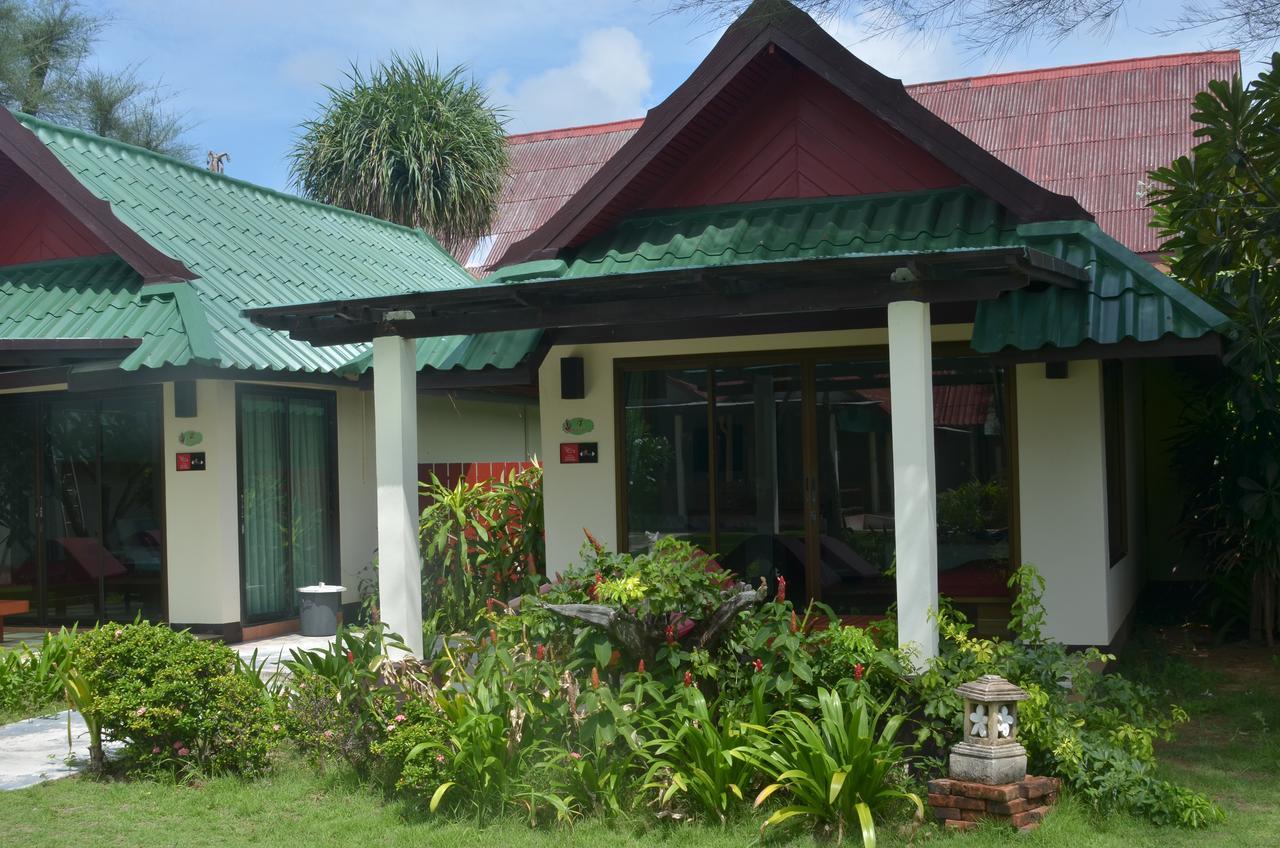 Deluxe Suite with Sea View